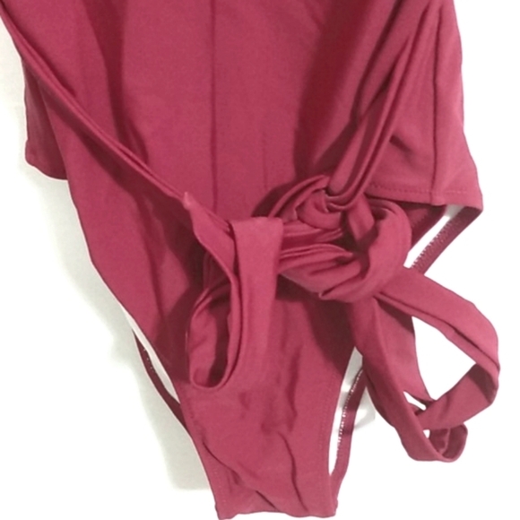 CUPSHE BURGUNDY PLUNGE V-NECK HALTER TIE WRAP STRAP CUTOUT SWIMSUIT SIZE XL NWT - Picture 8 of 11